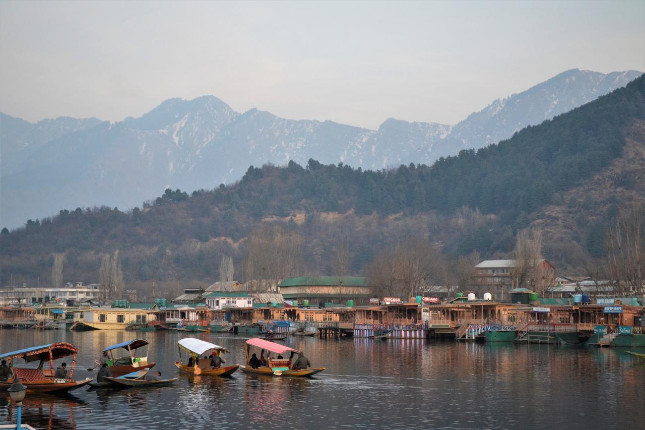 Nazneen Group Of Houseboats Srīnagar Eksteriør bilde